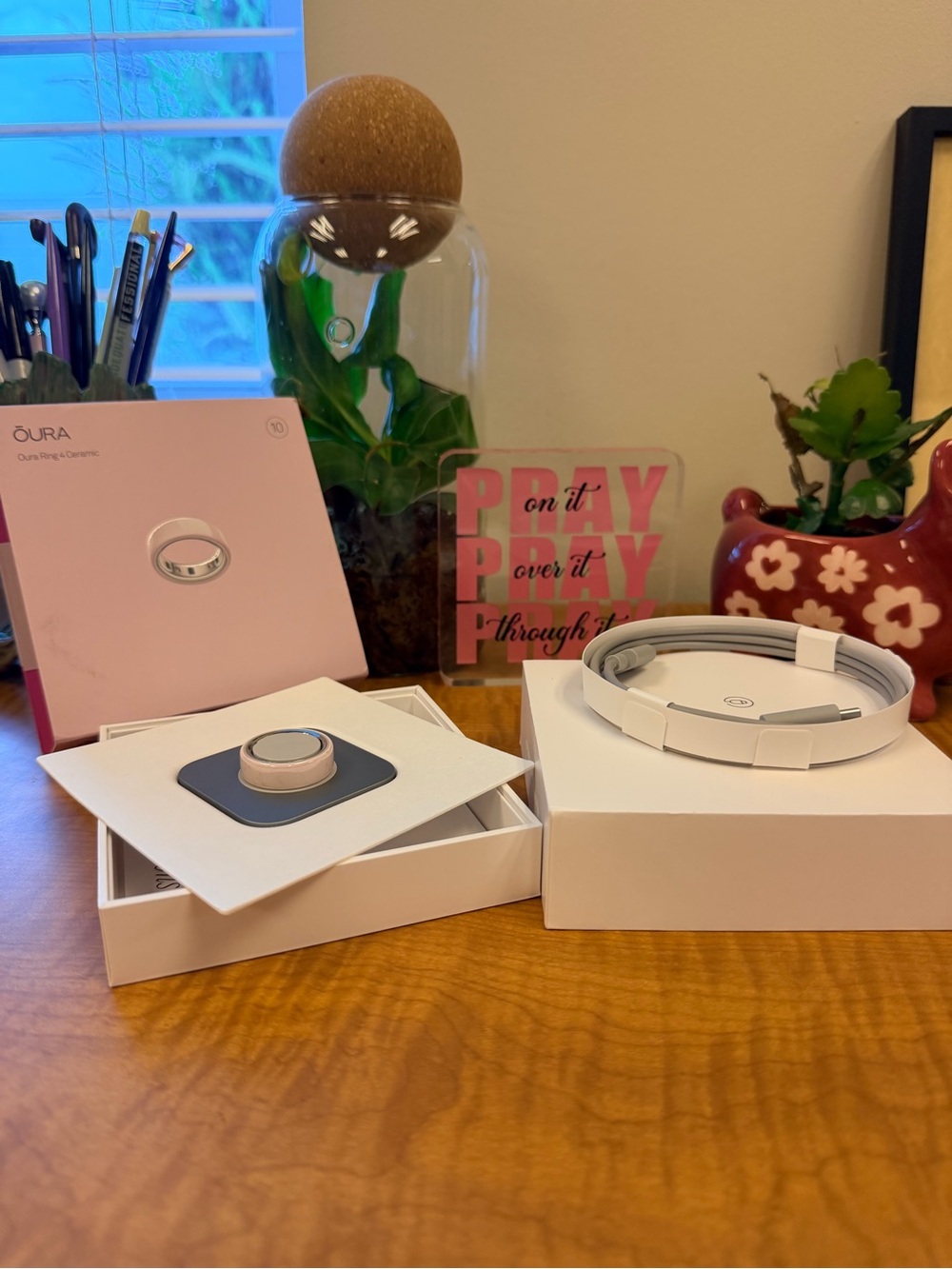 Petal Pink Gen 4 Oura ring-size 10 - Picture 2 of 4